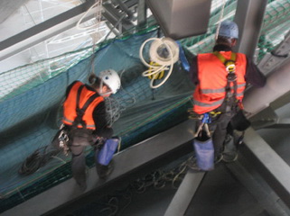  Montagearbeiten Windrad Lueftung in BMW - Welt München