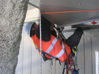  Montagearbeiten Windrad Lueftung in BMW - Welt München